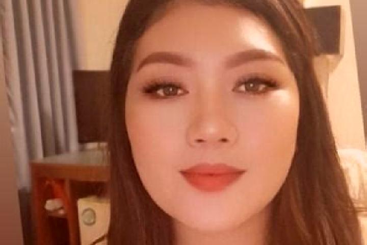 Clara, 36, a chestnut amber-eyed asian companion based in Goekkiris. Offering Fetish, Deep French Kissing, Dinner Date, Tantra. Available for incall and outc...