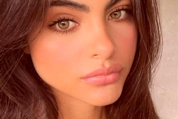 Clara, 36, a chestnut hazel-eyed latina companion based in Ahituv. Offering Erotic Massage, Overnight, Dinner Date, Fetish. Available for incall and outcall,...