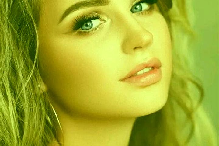 Clara, 36, a dark blonde blue-eyed mediterranean companion based in David Canabarro. Offering Girlfriend Experience, GFE. Available for incall and outcall, d...