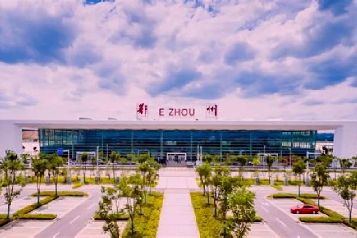 Clara, 36 — Escort in Ezhou, China