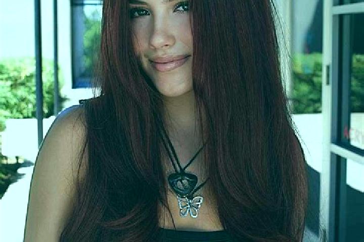 Clara, 37, a auburn dark-eyed mixed companion based in Bearsden. Offering Roleplay, Couples, Girlfriend Experience. Available for incall and outcall, overnig...