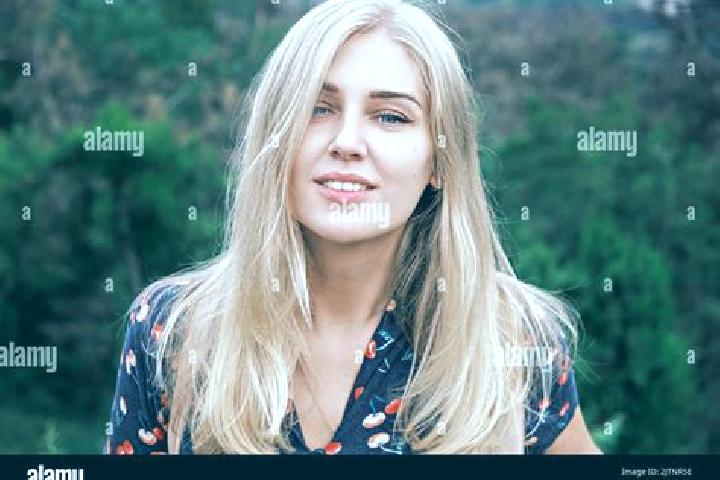 Clara, 37, a blonde blue-eyed middle eastern companion based in Frenchman s Fort. Offering Roleplay, Prostate Massage, Fetish. Available for incall and outca...