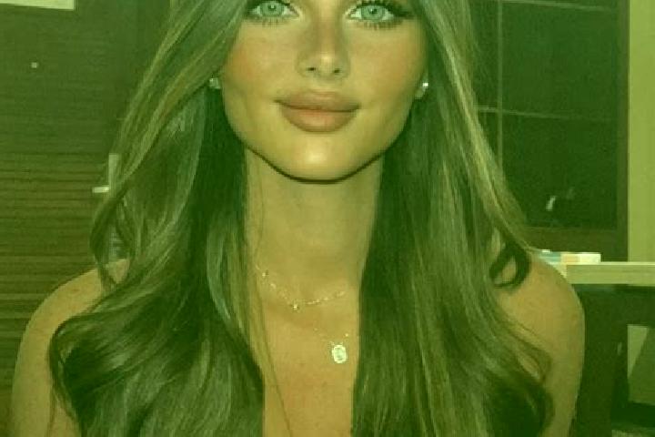 Clara, 37, a brunette dark-eyed asian companion based in Valenzatico. Offering Striptease, Duos, Dinner Date. Available for incall and outcall, day and eveni...