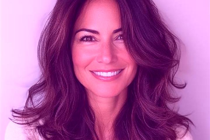 Clara, 37, a brunette dark-eyed middle eastern companion based in Cancello ed Arnone. Offering Roleplay, GFE. Available for incall and outcall, overnight boo...
