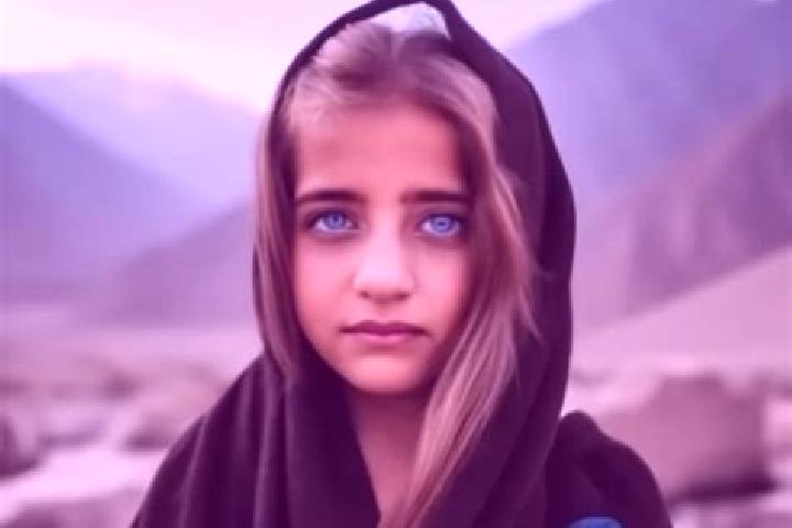 Clara, 37, a dark blonde amber-eyed middle eastern companion based in Purushottampur. Offering Overnight, BDSM, Tantra. Available for incall and outcall, ove...