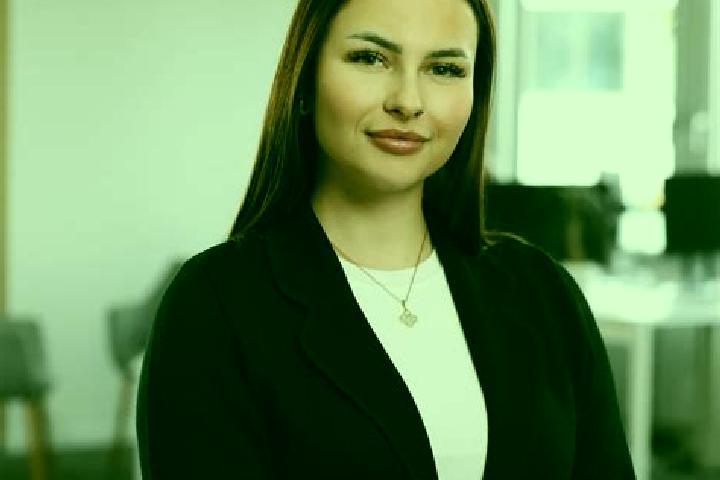 Clara, 37 — Escort in Muestair, Switzerland