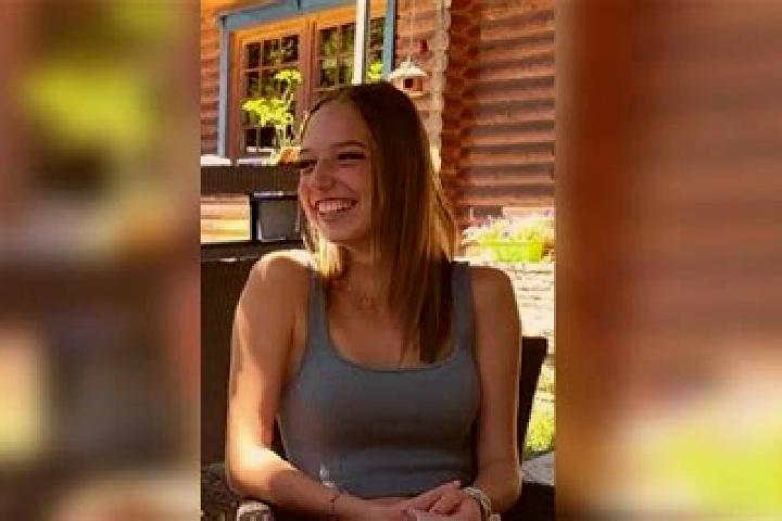 Clara, 37 — Escort in Saint-Blaise, Switzerland
