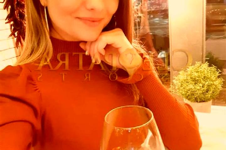 Clara, 38, a auburn brown-eyed latina companion based in Panchkula. Offering Erotic Massage, OWO, Dinner Date, Striptease. Available for incall and outcall, ...