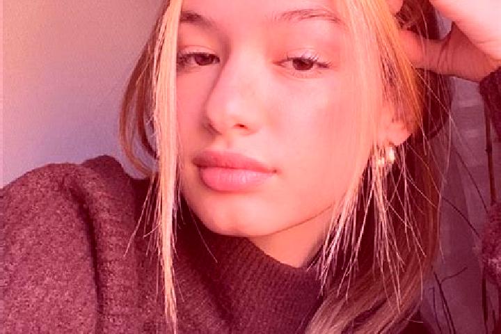 Clara, 38, a blonde brown-eyed indian companion based in Sille-le-Philippe. Offering BDSM, Roleplay, OWO, GFE. Available for incall and outcall, day and even...
