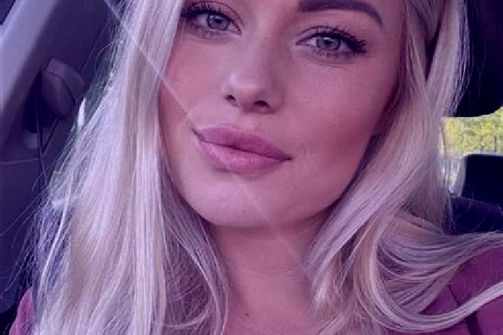 Clara, 38, a blonde hazel-eyed mediterranean companion based in Mesopotam. Offering Overnight, Girlfriend Experience, 69, Travel Companion. Available for inc...