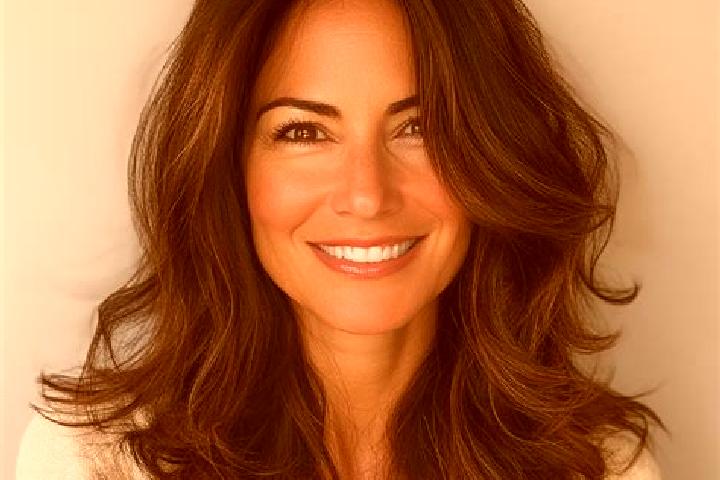 Clara, 38, a brunette brown-eyed middle eastern companion based in Ruffieux. Offering Couples, Tantra, Fetish. Available for incall and outcall, overnight bo...