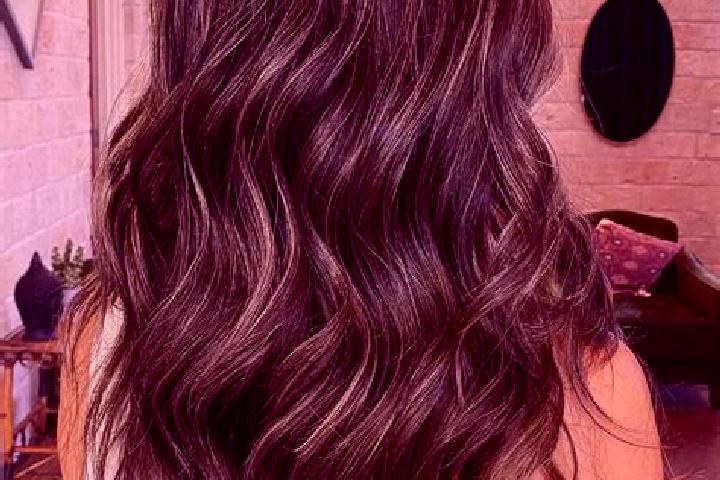 Clara, 38, a brunette grey-eyed mixed companion based in Cuya. Offering A-Level, GFE, Travel Companion. Available for incall and outcall, day and evening dates.