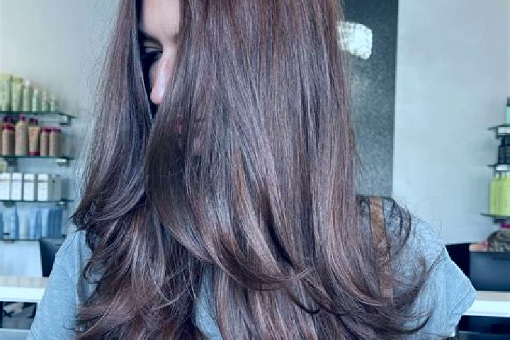 Clara, 38, a chestnut dark-eyed middle eastern companion based in Leshnje. Offering Tantra, Overnight, Duos, Fetish, Erotic Massage. Available for incall and...