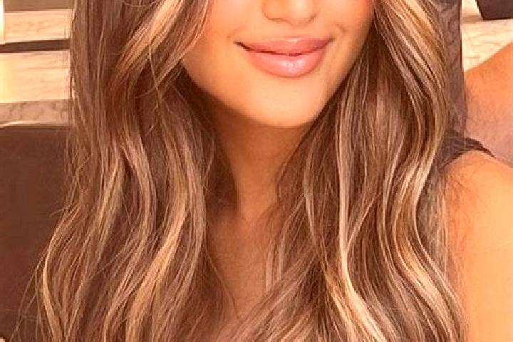 Clara, 38, a dark blonde brown-eyed european companion based in Vettweiss. Offering 69, Prostate Massage, Deep French Kissing, Erotic Massage. Available for ...