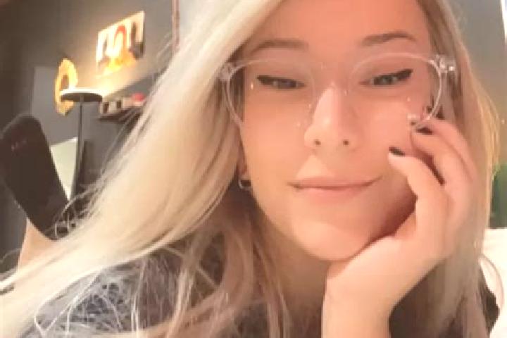Clara, 39, a platinum blonde dark-eyed middle eastern companion based in Vendegies-sur-Ecaillon. Offering Tantra, Striptease, Couples. Available for incall a...