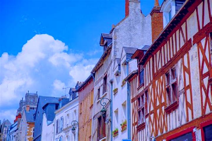 Clara, 39 — Escort in Jargeau, France