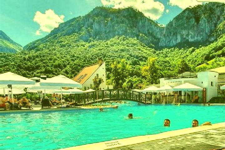 Clara, 39 — Escort in Negrea, Romania