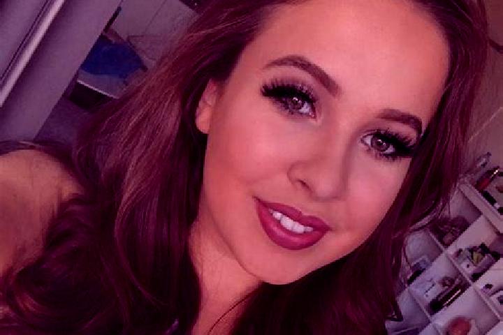 Eleanor, 20, a blonde brown-eyed asian companion based in Ash Shaykhan. Offering Domination, Striptease, CIM. Available for incall and outcall, overnight boo...