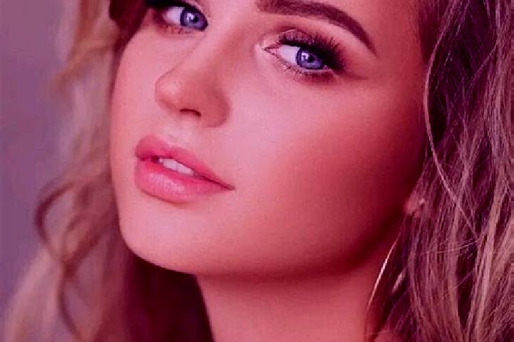 Eleanor, 20, a dark blonde blue-eyed caucasian companion based in Trachoni. Offering Massage, OWO, A-Level, Travel Companion. Available for incall and outcal...