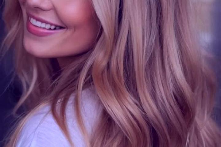 Eleanor, 20, a dark blonde hazel-eyed slavic companion based in Niuchehe. Offering Erotic Massage, Couples, A-Level. Available for incall and outcall, overni...