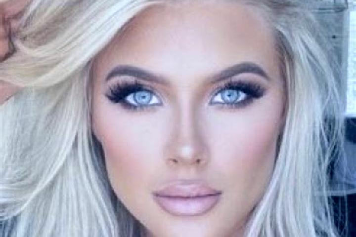Eleanor, 20, a platinum blonde grey-eyed mixed companion based in Paikpara. Offering A-Level, BDSM, Fetish. Available for incall and outcall, overnight booki...