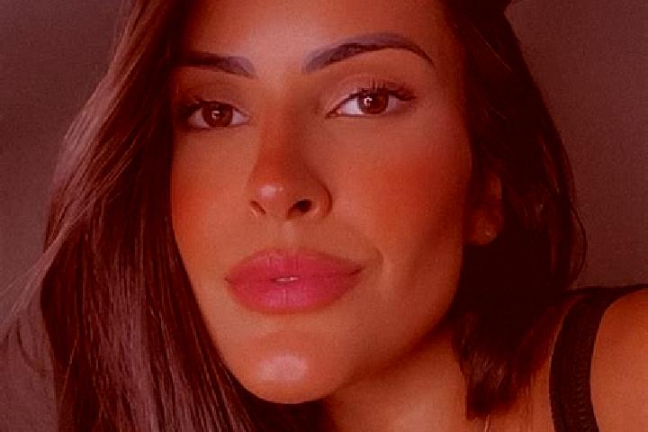 Eleanor, 20 — Escort in Costa Marques, Brazil