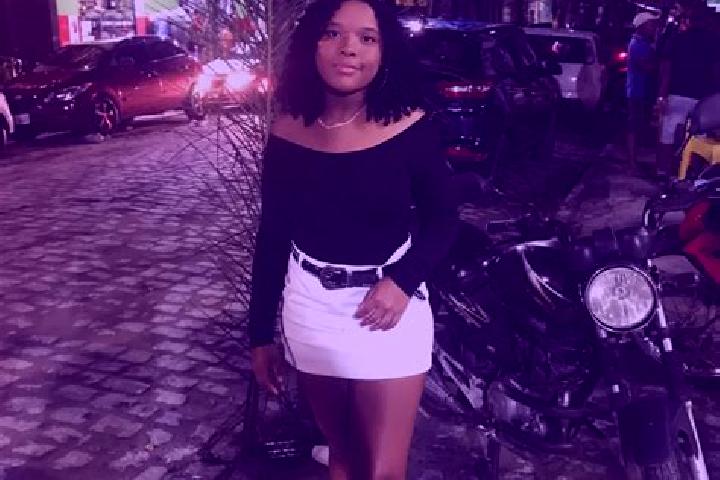 Eleanor, 20 — Escort in Itapitanga, Brazil