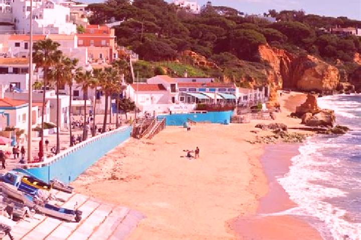 Eleanor, 20 — Escort in Olhos de Agua, Portugal