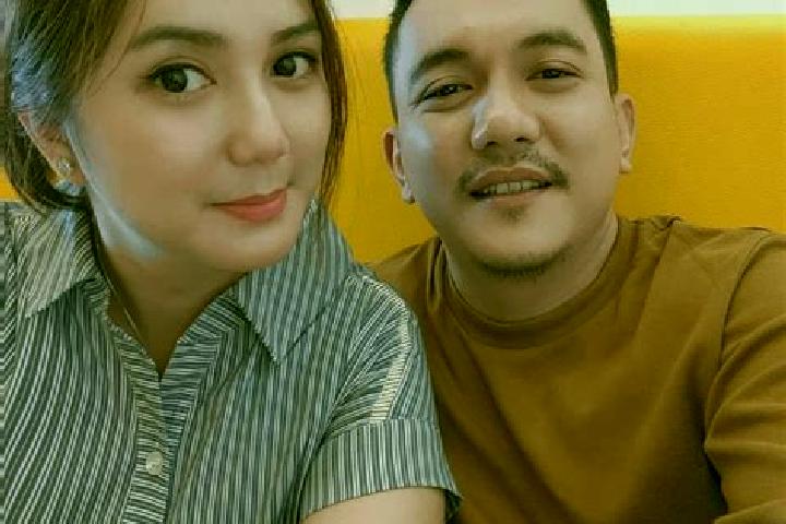 Eleanor, 20 — Escort in Onolimbu, Indonesia