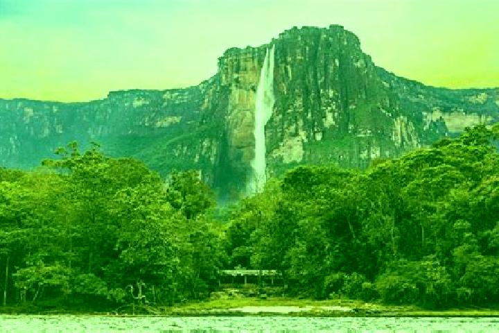 Eleanor, 20 — Escort in Sabana Grande, Venezuela