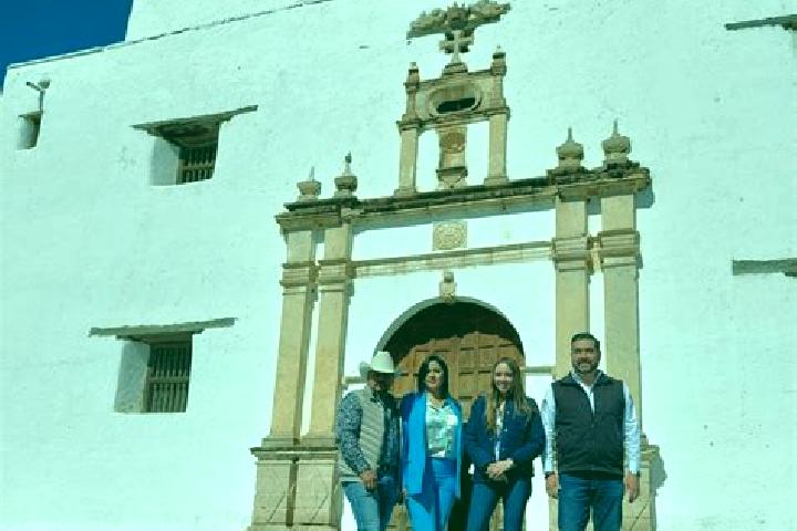 Eleanor, 20 — Escort in Valle del Rosario, Mexico
