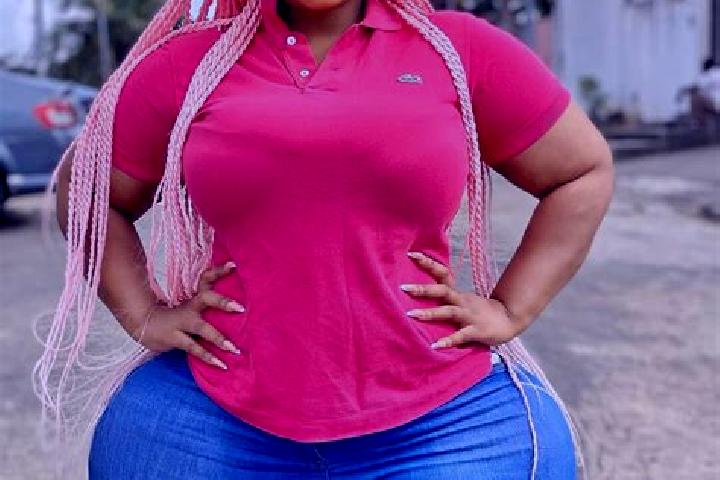 Eleanor, 20 — Escort in Yao, Ivory Coast