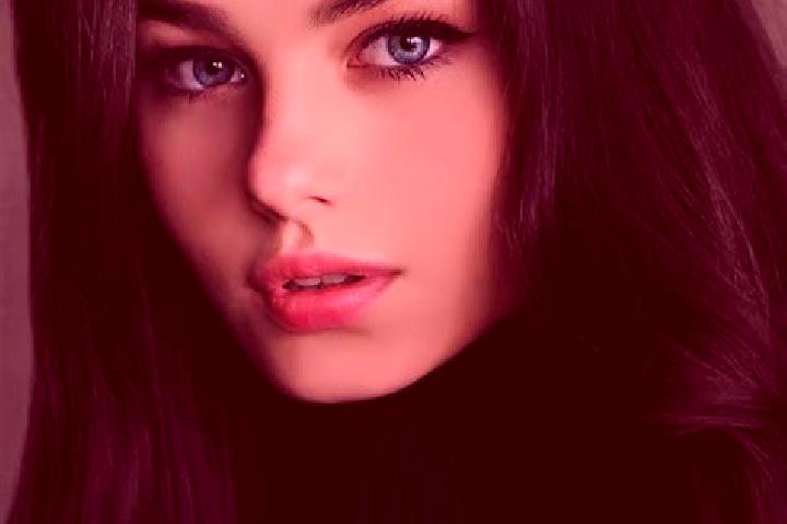 Eleanor, 21, a black dark-eyed caucasian companion based in San Mauro Torinese. Offering Tantra, Roleplay, GFE. Available for incall and outcall, overnight b...