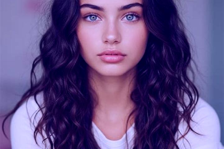 Eleanor, 21, a brunette brown-eyed mediterranean companion based in Pocruia. Offering Party Girl, A-Level, Massage. Available for incall and outcall, day and...