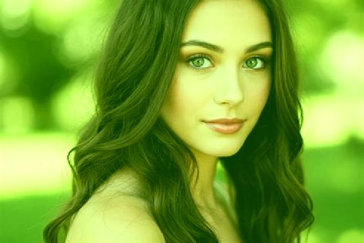 Eleanor, 21, a brunette hazel-eyed caucasian companion based in Edgeworth. Offering Deep French Kissing, OWO, Travel Companion. Available for incall and outc...