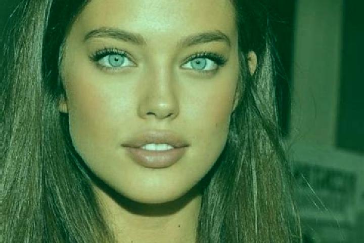 Eleanor, 21, a chestnut grey-eyed middle eastern companion based in West Strahan. Offering OWO, Erotic Massage, CIM, Travel Companion. Available for incall a...