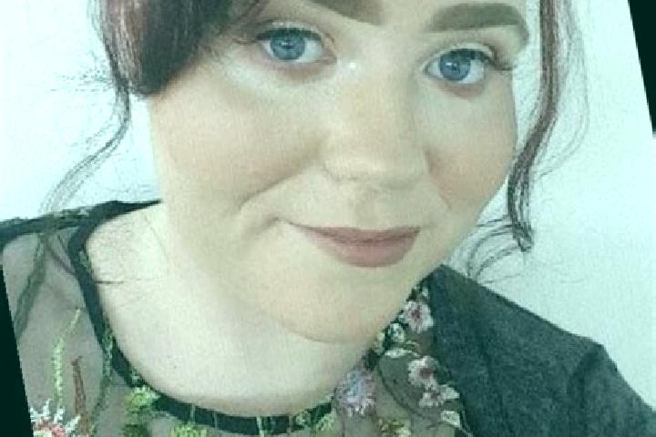 Eleanor, 21 — Escort in Greenisland, United Kingdom