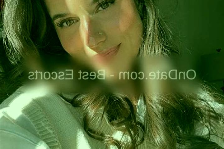 Eleanor, 21 — Escort in Houston, United States