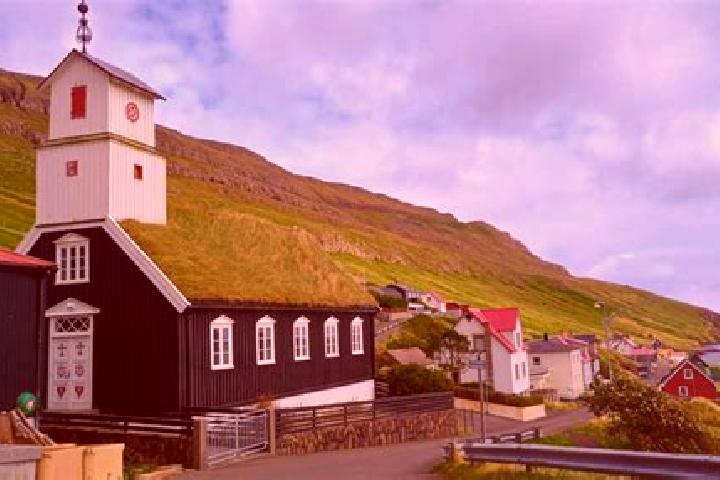 Eleanor, 21 — Escort in Hov, Faroe Islands
