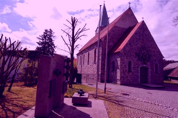 Eleanor, 21 — Escort in Kirchendemenreuth, Germany