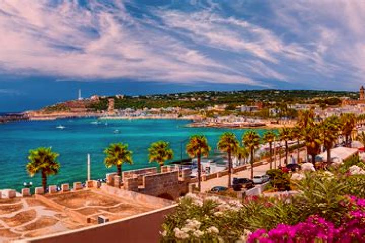Eleanor, 21 — Escort in Santa Maria di Leuca, Italy