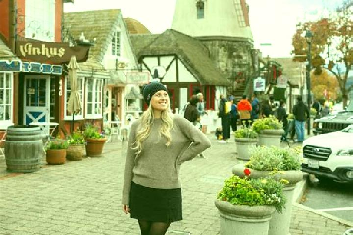 Eleanor, 21 — Escort in Solvang, United States