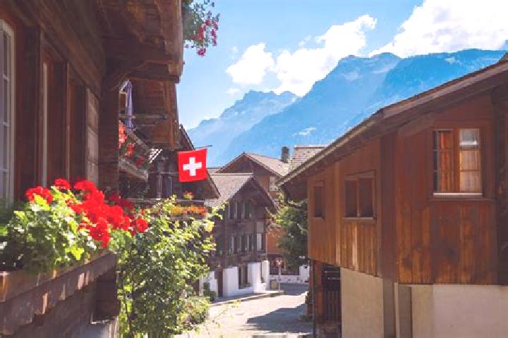 Eleanor, 21 — Escort in Zunzgen, Switzerland