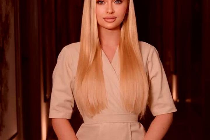 Eleanor, 22, a auburn dark-eyed caucasian companion based in Marple. Offering Domination, Prostate Massage, Tantra, Erotic Massage. Available for incall and ...