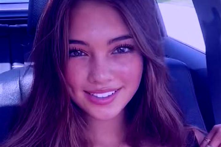Eleanor, 22, a brunette grey-eyed latina companion based in Estique. Offering Girlfriend Experience, OWO, Erotic Massage, A-Level. Available for incall and o...