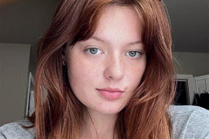Eleanor, 22, a chestnut blue-eyed caucasian companion based in Kafr Ayn. Offering Overnight, Erotic Massage, GFE. Available for incall and outcall, overnight...