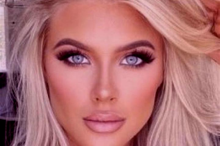 Eleanor, 22, a platinum blonde blue-eyed caucasian companion based in Agullana. Offering Domination, Duos, 69. Available for incall and outcall, day and even...