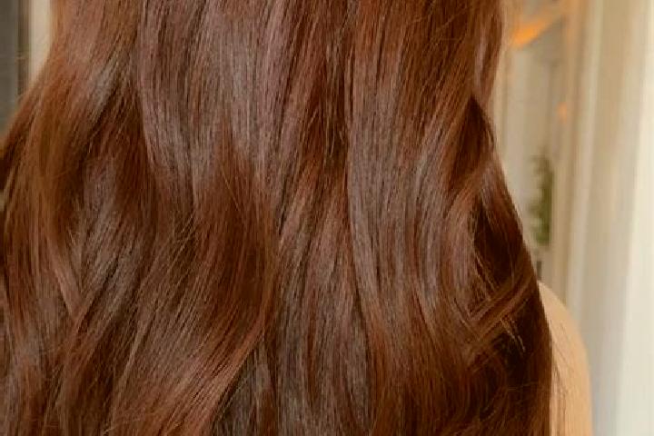 Eleanor, 22, a red brown-eyed mixed companion based in Lahnstein. Offering Erotic Massage, OWO, Tantra, Roleplay. Available for incall and outcall, overnight...
