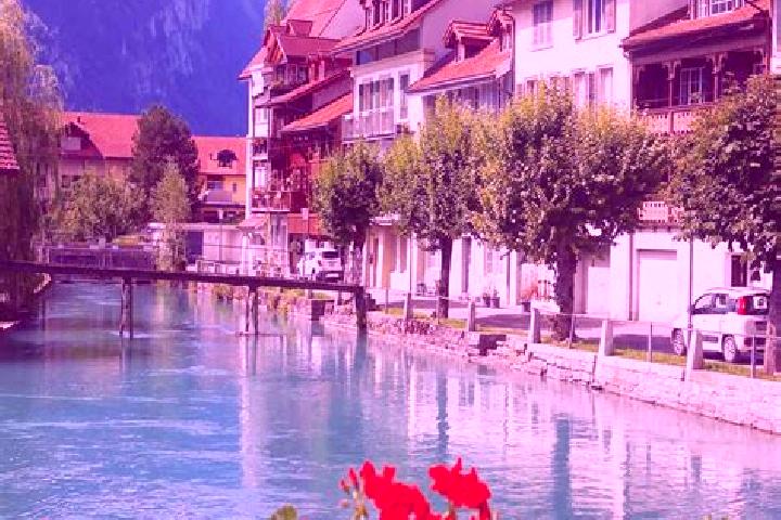 Eleanor, 22 — Escort in Darligen, Switzerland