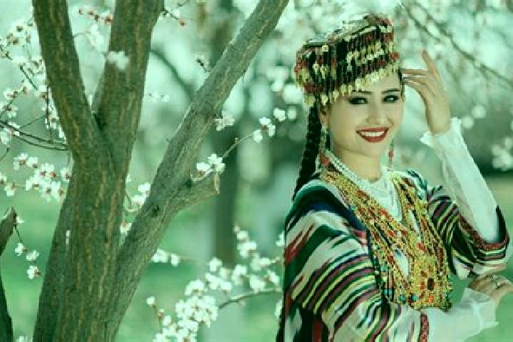 Eleanor, 22 — Escort in Hazorasp, Uzbekistan